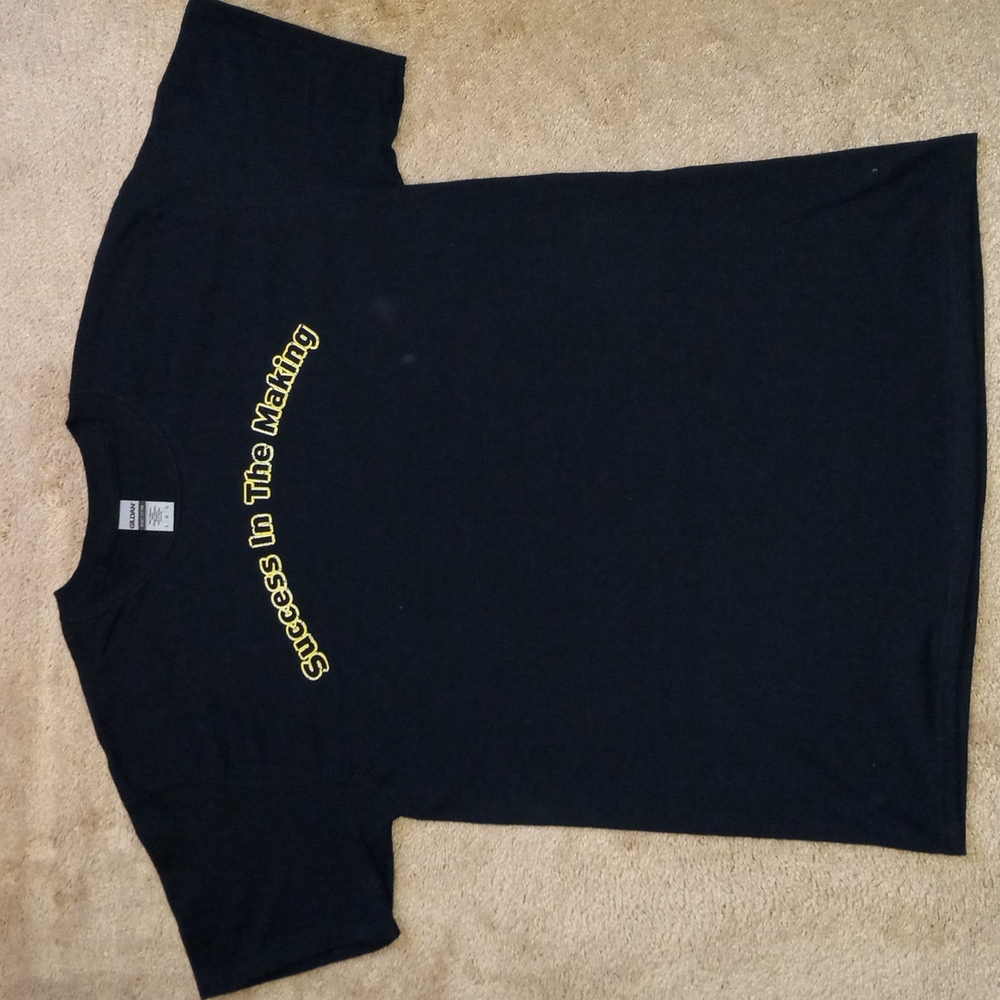 🔥CLEARANCE🔥 💥 "Success In The Making"  Unisex 👕 T-shirt (Size L)